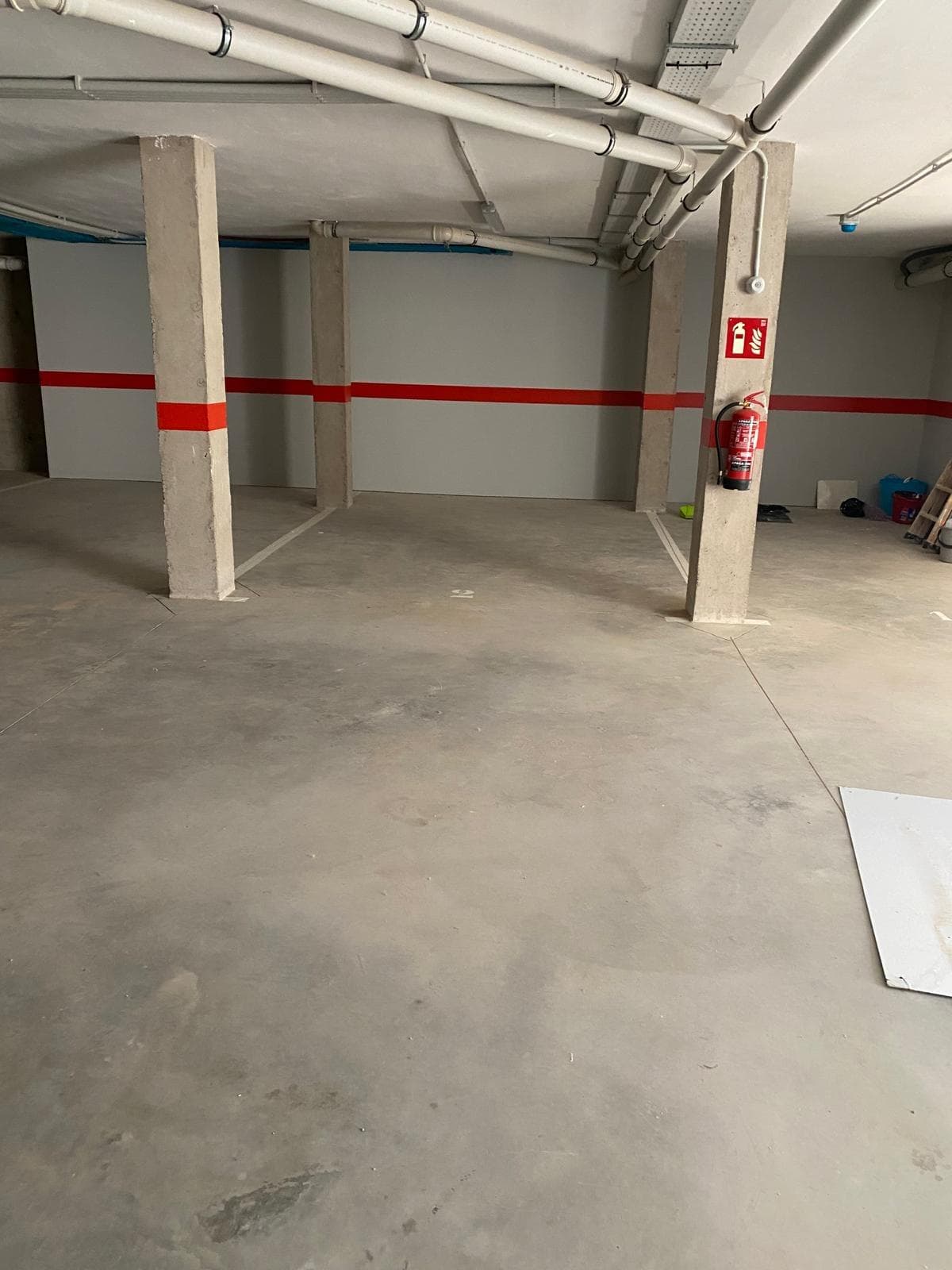 Exclusiva planta baja de obra nueva con jardín privado y parking en Can Escandell