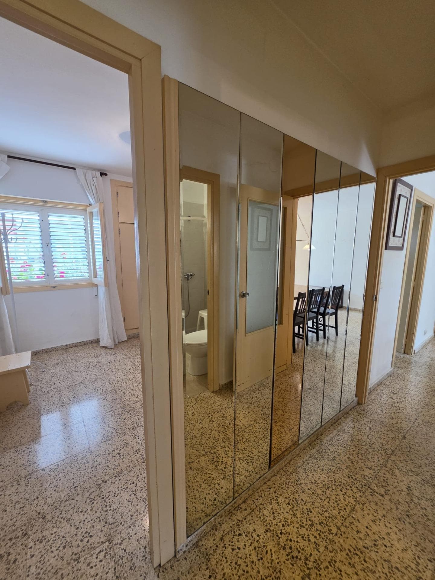 Amplio piso de 130 m² con terraza en Puig d'en Valls, a pocos minutos de Ibiza