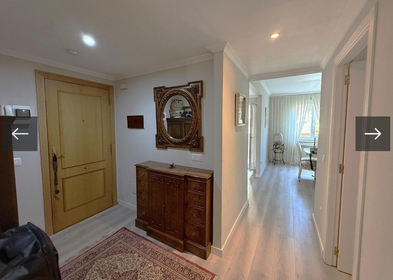Amplio piso de 3 dormitorios con terraza y garaje en Talamanca