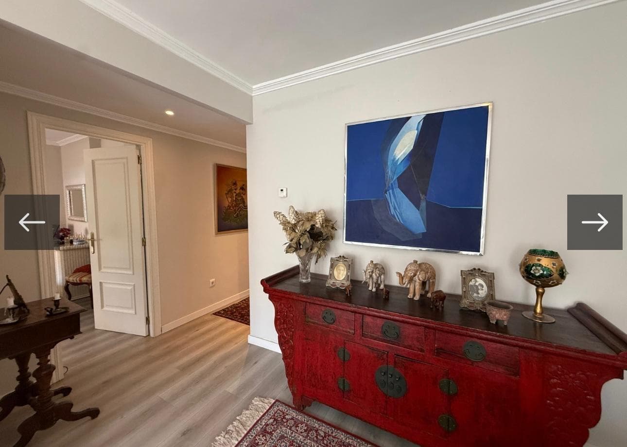 Amplio piso de 3 dormitorios con terraza y garaje en Talamanca
