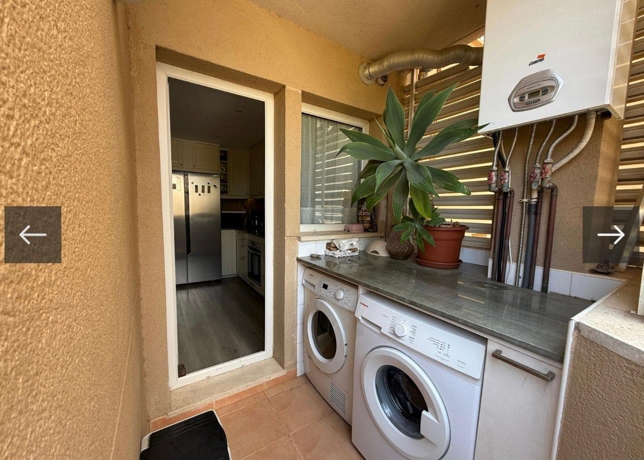 Amplio piso de 3 dormitorios con terraza y garaje en Talamanca