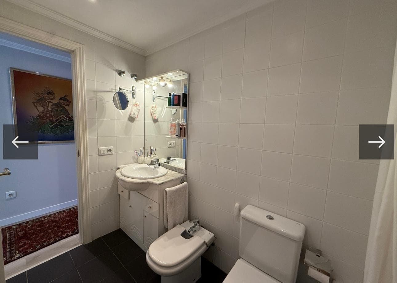 Amplio piso de 3 dormitorios con terraza y garaje en Talamanca