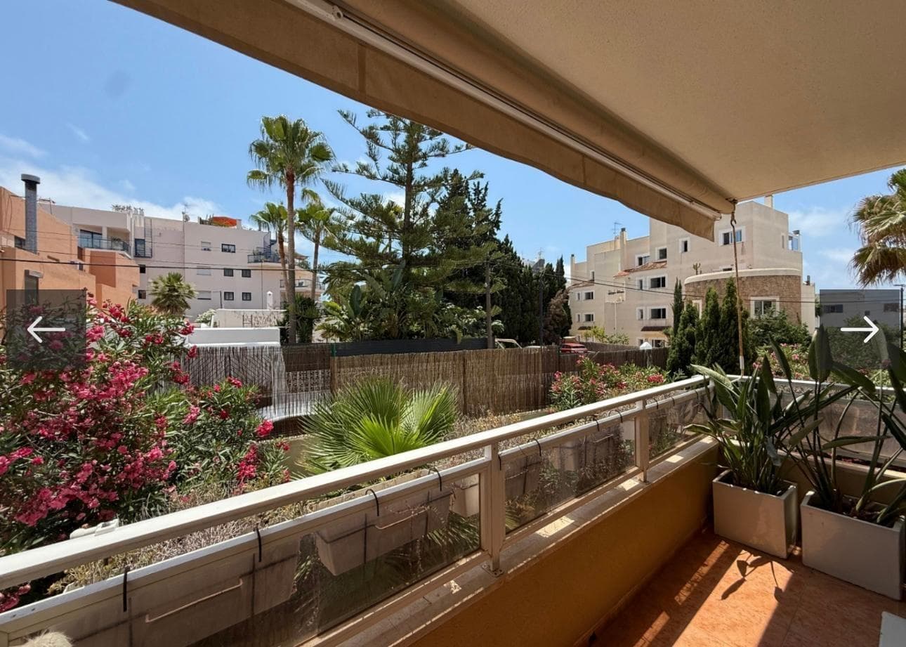 Amplio piso de 3 dormitorios con terraza y garaje en Talamanca