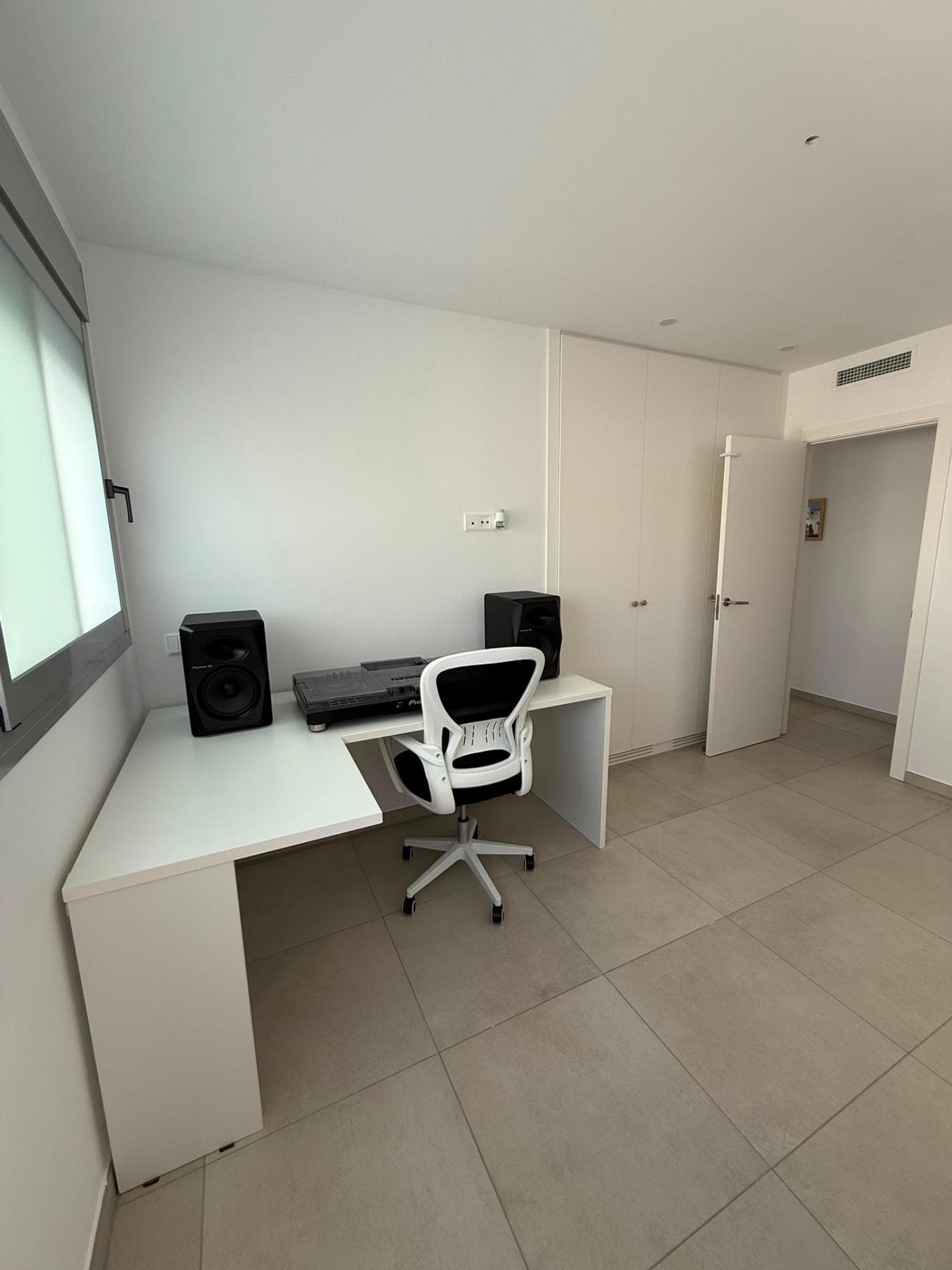 Amplio ático de 190 m² con dos plazas de garaje en Es Viver
