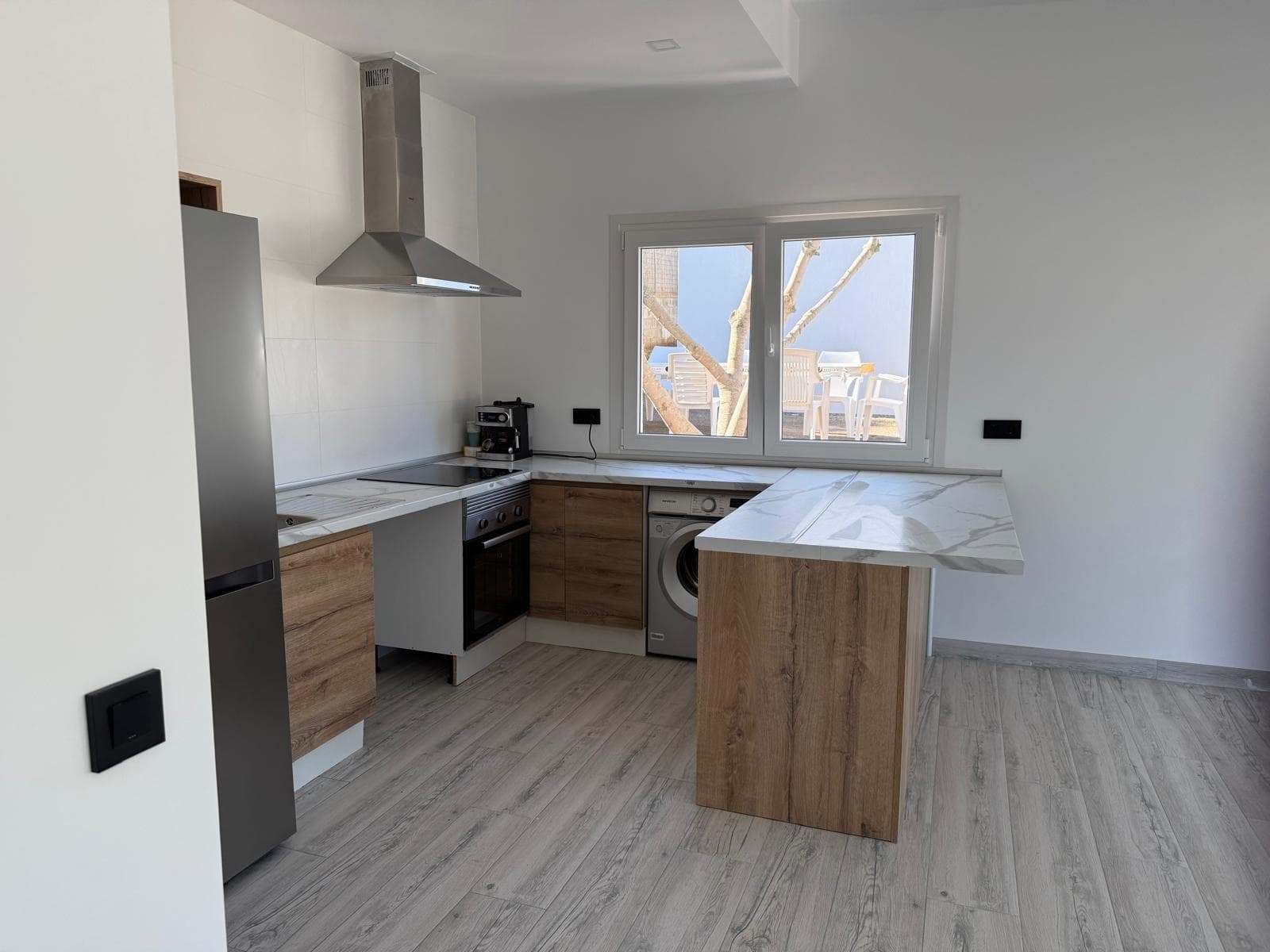 Solar de 1.518 m² con dos construcciones en Sant Agustí des Vedrà
