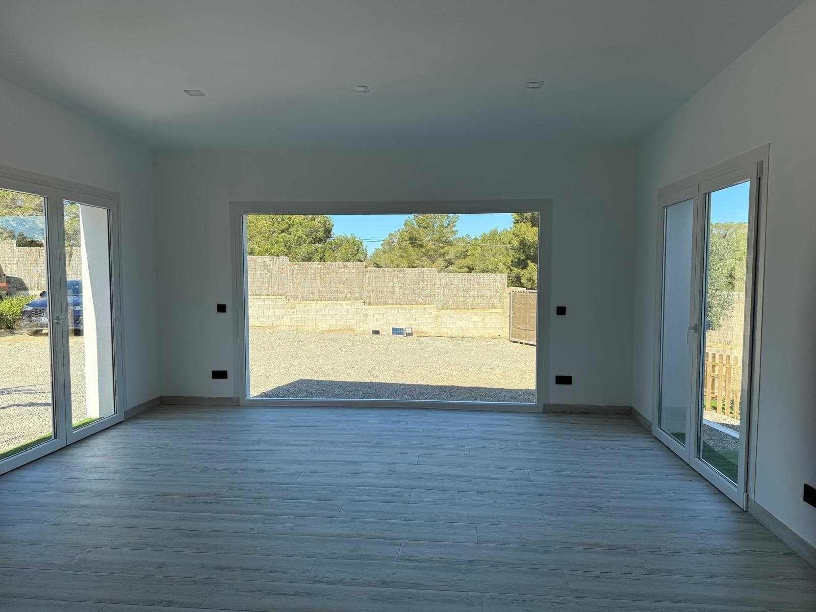 Solar de 1.518 m² con dos construcciones en Sant Agustí des Vedrà
