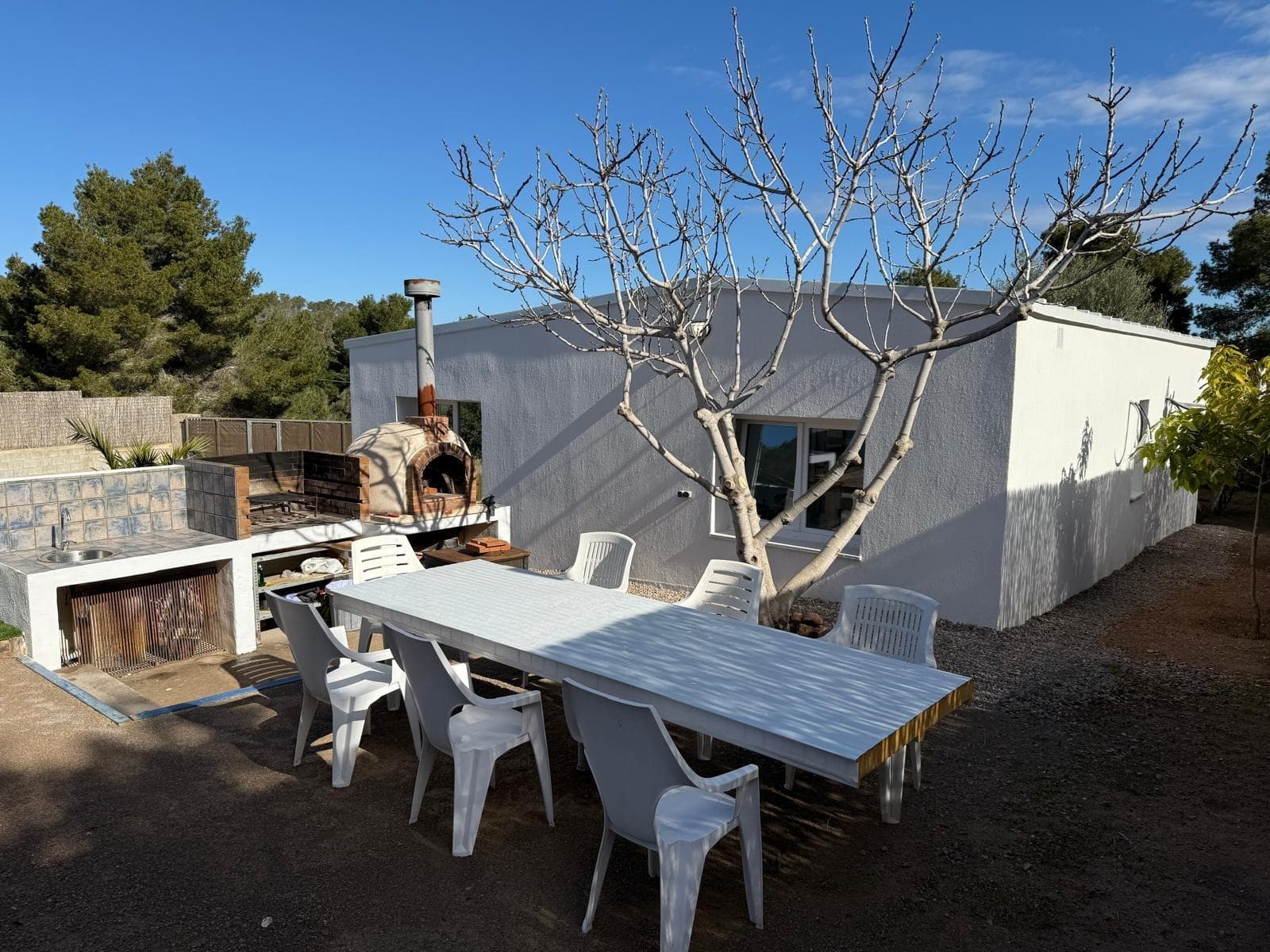 Solar de 1.518 m² con dos construcciones en Sant Agustí des Vedrà