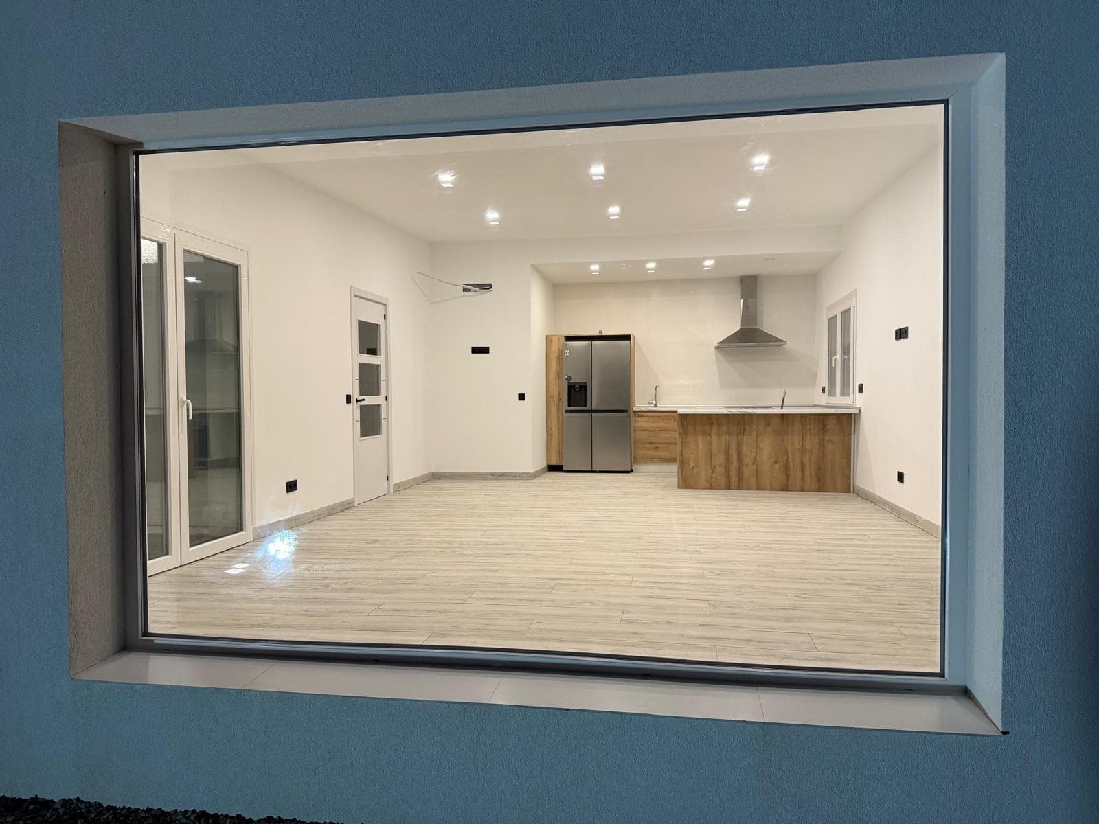 Solar de 1.518 m² con dos construcciones en Sant Agustí des Vedrà