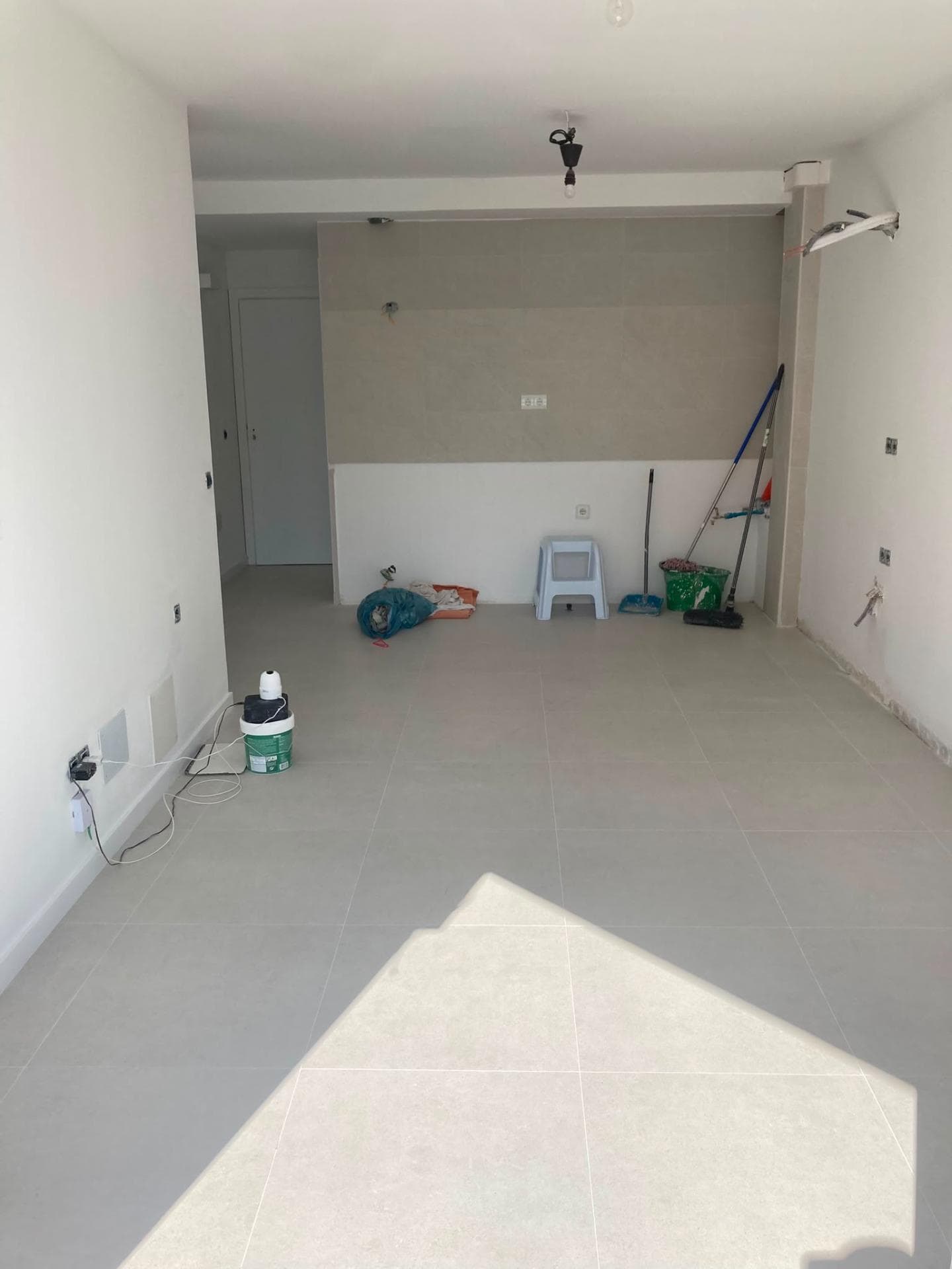 Piso completamente reformado con balcón y 2 dormitorios en Sant Antoni de Portmany