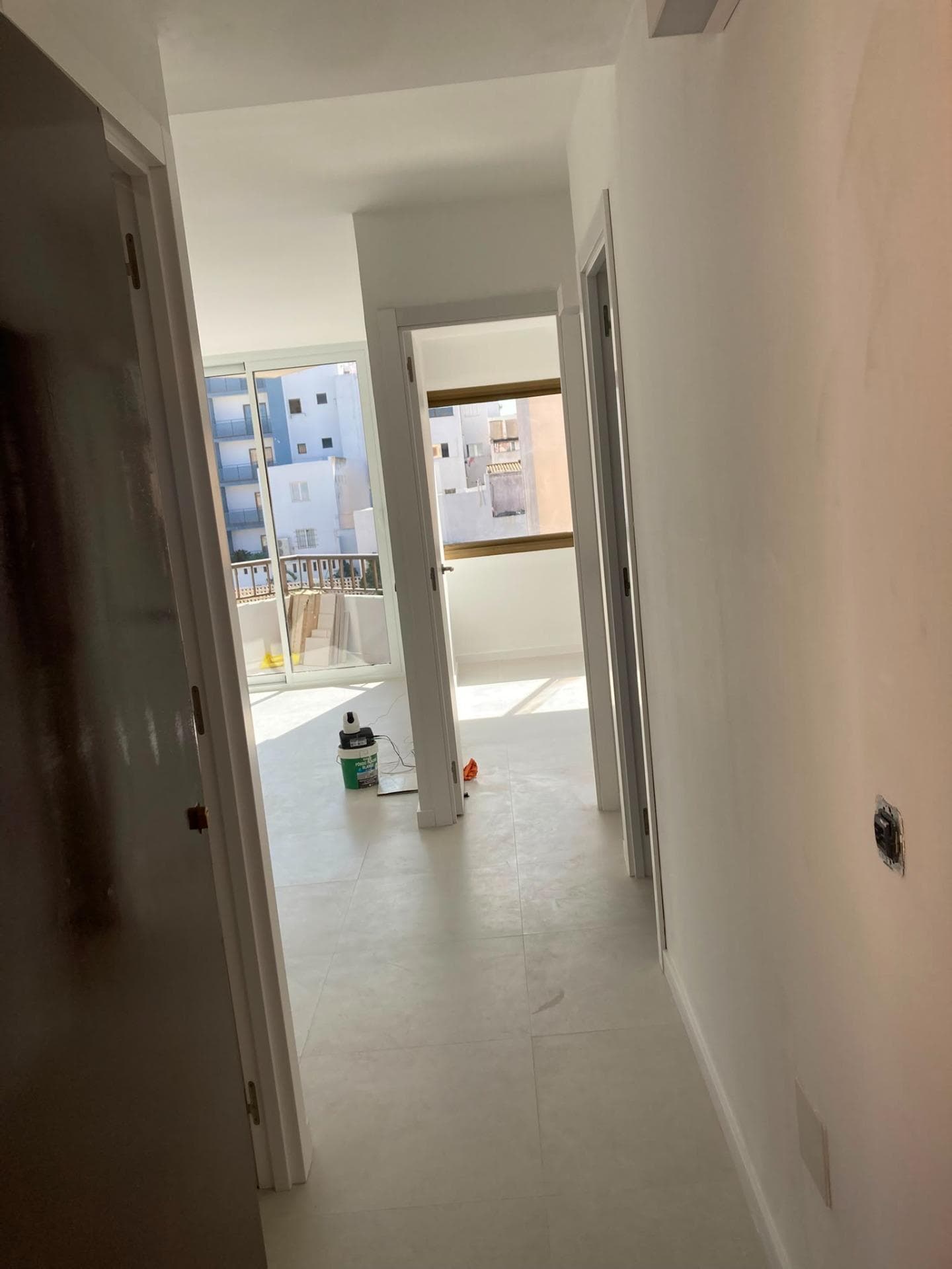 Piso completamente reformado con balcón y 2 dormitorios en Sant Antoni de Portmany