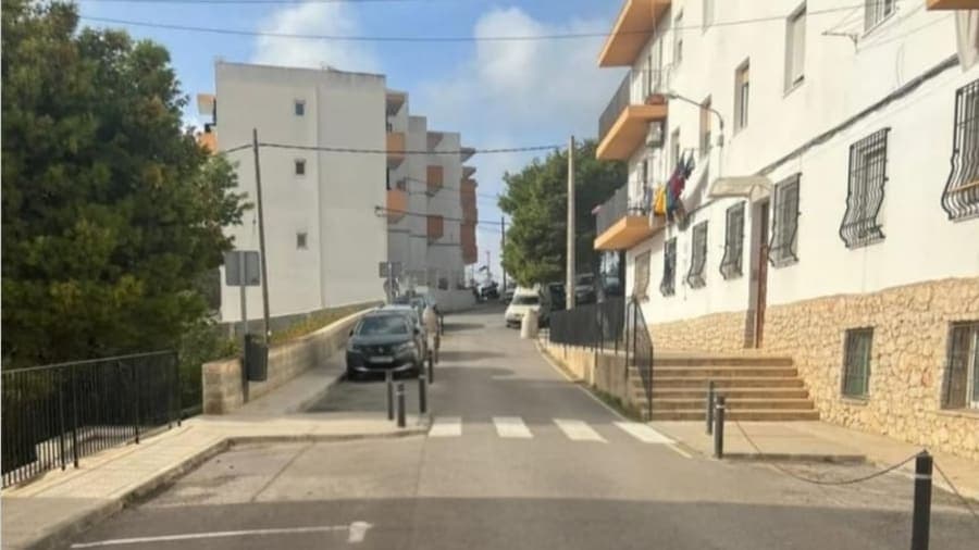 SE VENDE PISO EN LOS MOLINOS