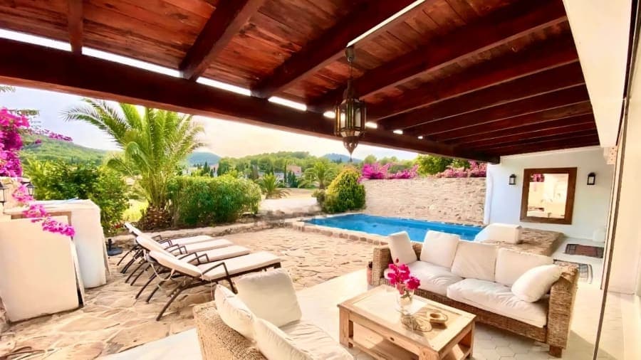 SE VENDE CHALET ADOSADO EN ROCA LLISA