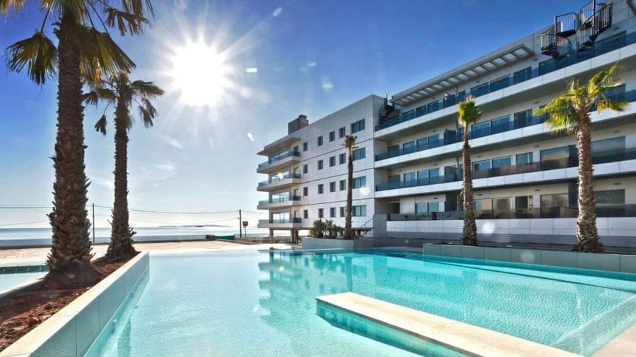 VENTA DE PRECIOSO PISO EN ROYAL BEACH