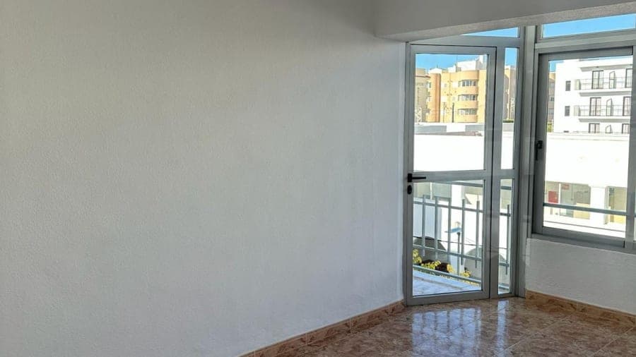 BONITO PISO REFORMADO EN SAN ANTONIO