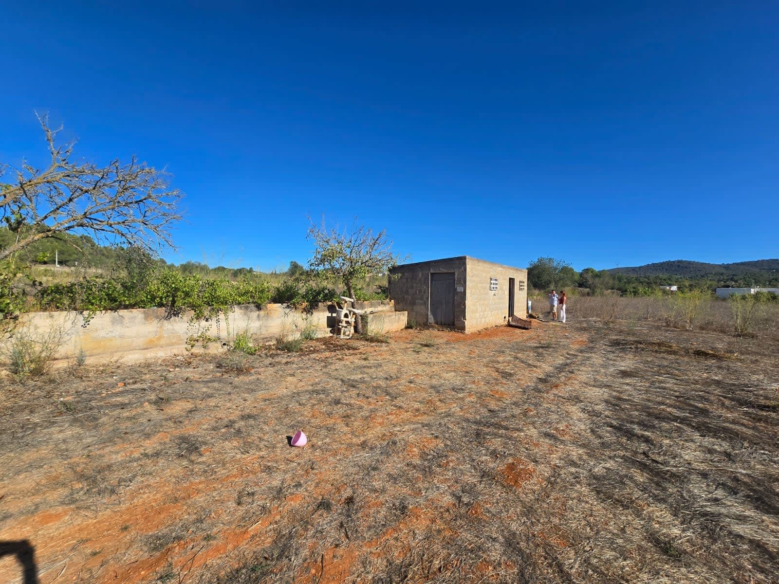 SE VENDE TERRENO EN SANT RAFAEL
