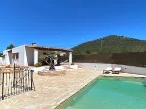SE VENDE CHALET INDEPENDIENTE EN CALA LLONGA